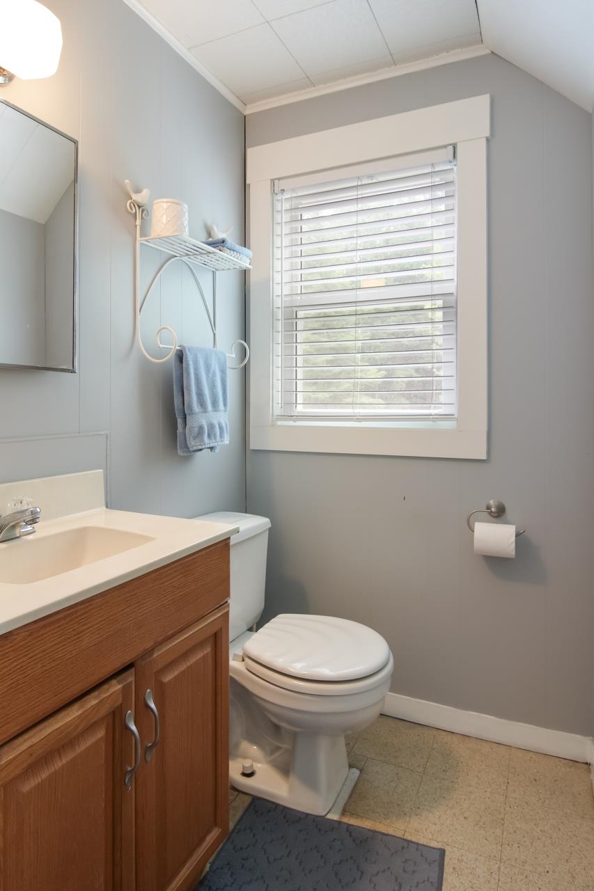 5343 Bush Road Interlochen, MI 49643 - Photo 42 of 60 1902234-41.JPG