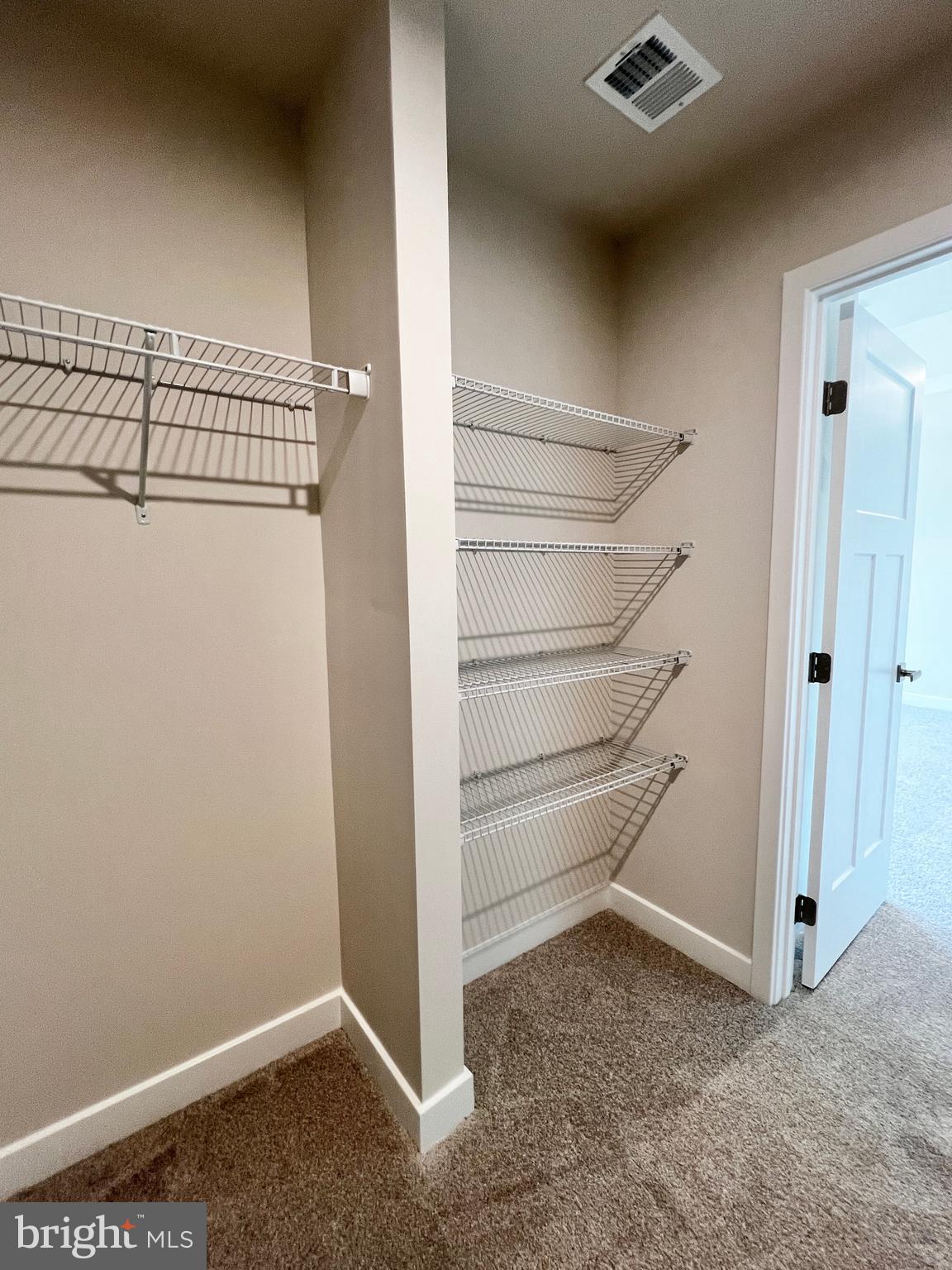 2103 Rivers Drive Newark, DE 19702 - Photo 26 of 39