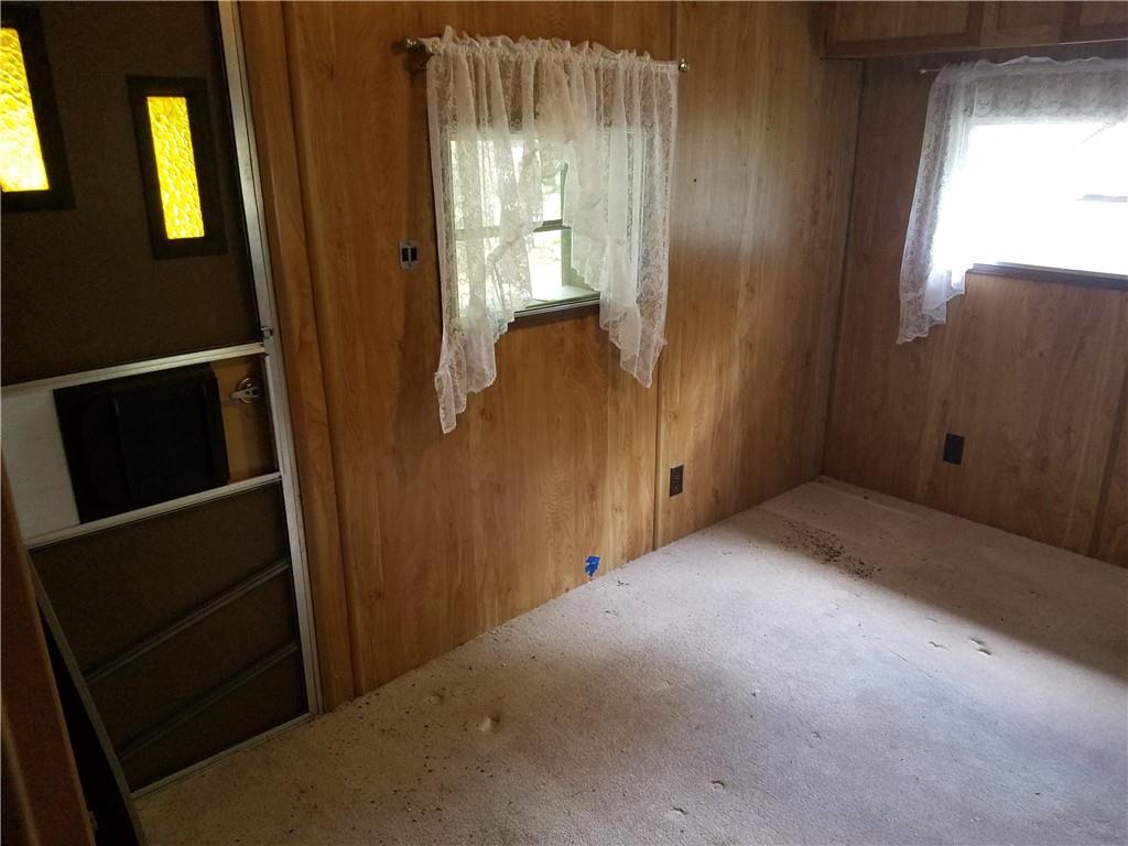 202 Trillium Road Newland, NC 28657 - Photo 10 of 22 Gallery Image 10