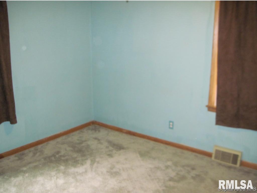 1319 Lincoln Road Monmouth, IL 61462 - Photo 25 of 27 Gallery Image 25
