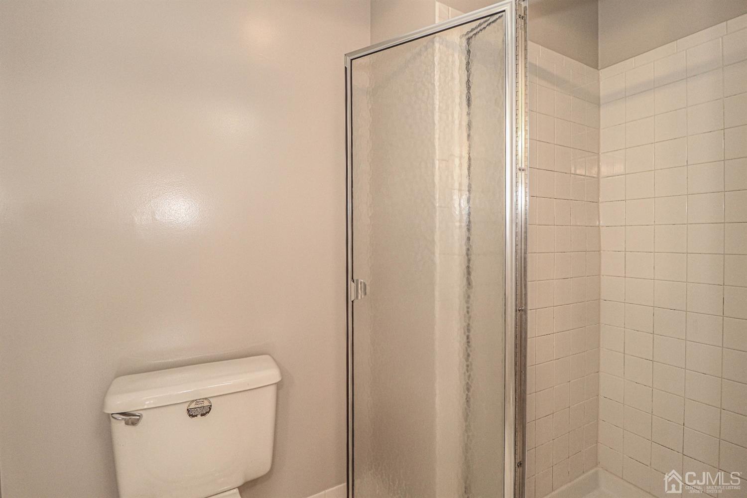 235 Prestwick Way Edison, NJ 08820 - Photo 23 of 32 Gallery Image 23