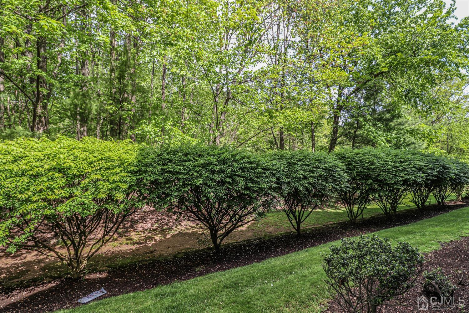235 Prestwick Way Edison, NJ 08820 - Photo 28 of 32 Gallery Image 28