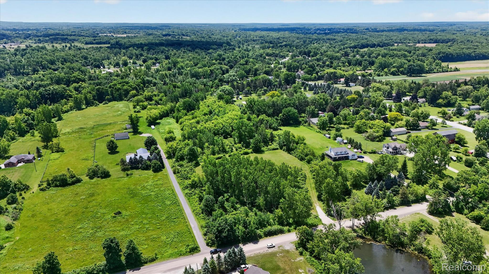 4461 West Ray Road Linden, MI 48451 - Photo 11 of 13 IMG_8991.jpeg