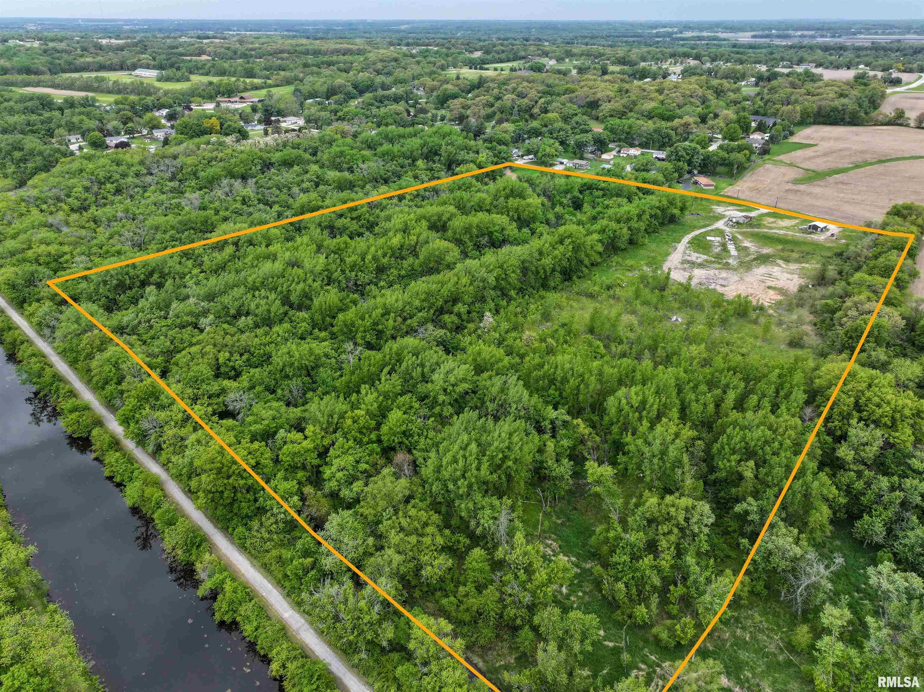 6273 Dayton Corner A Road Colona, IL 61241 - Photo 1 of 32