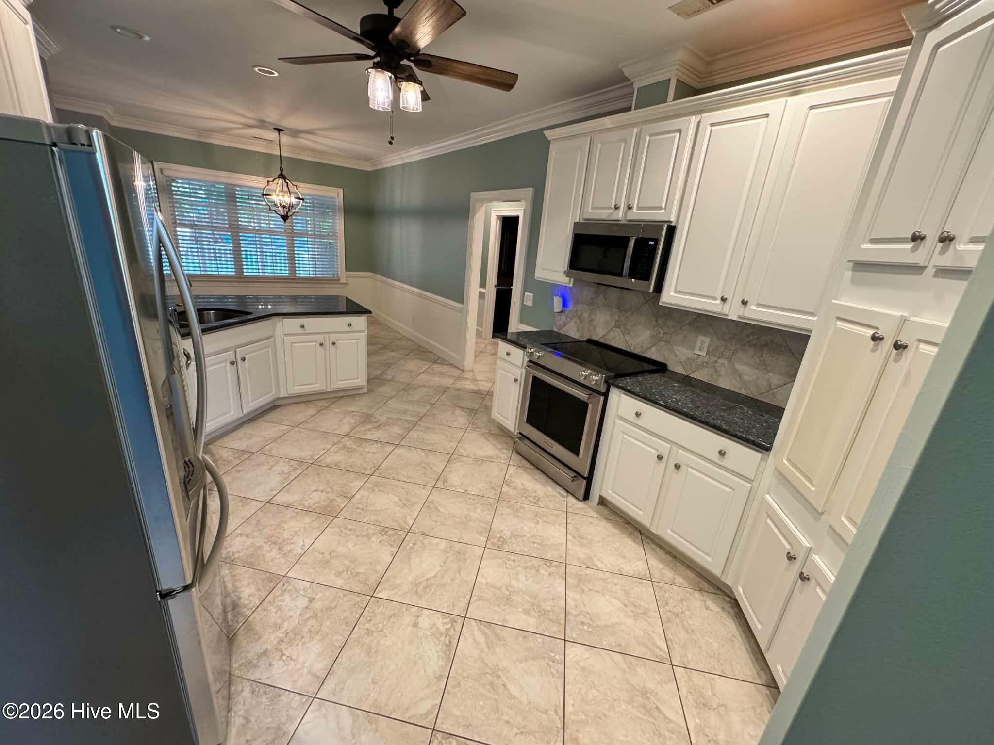 1625 Pelham Road Winterville, NC 28590 - Photo 15 of 37 Messenger_creation_43C5E233-1F9C-4EFE-95