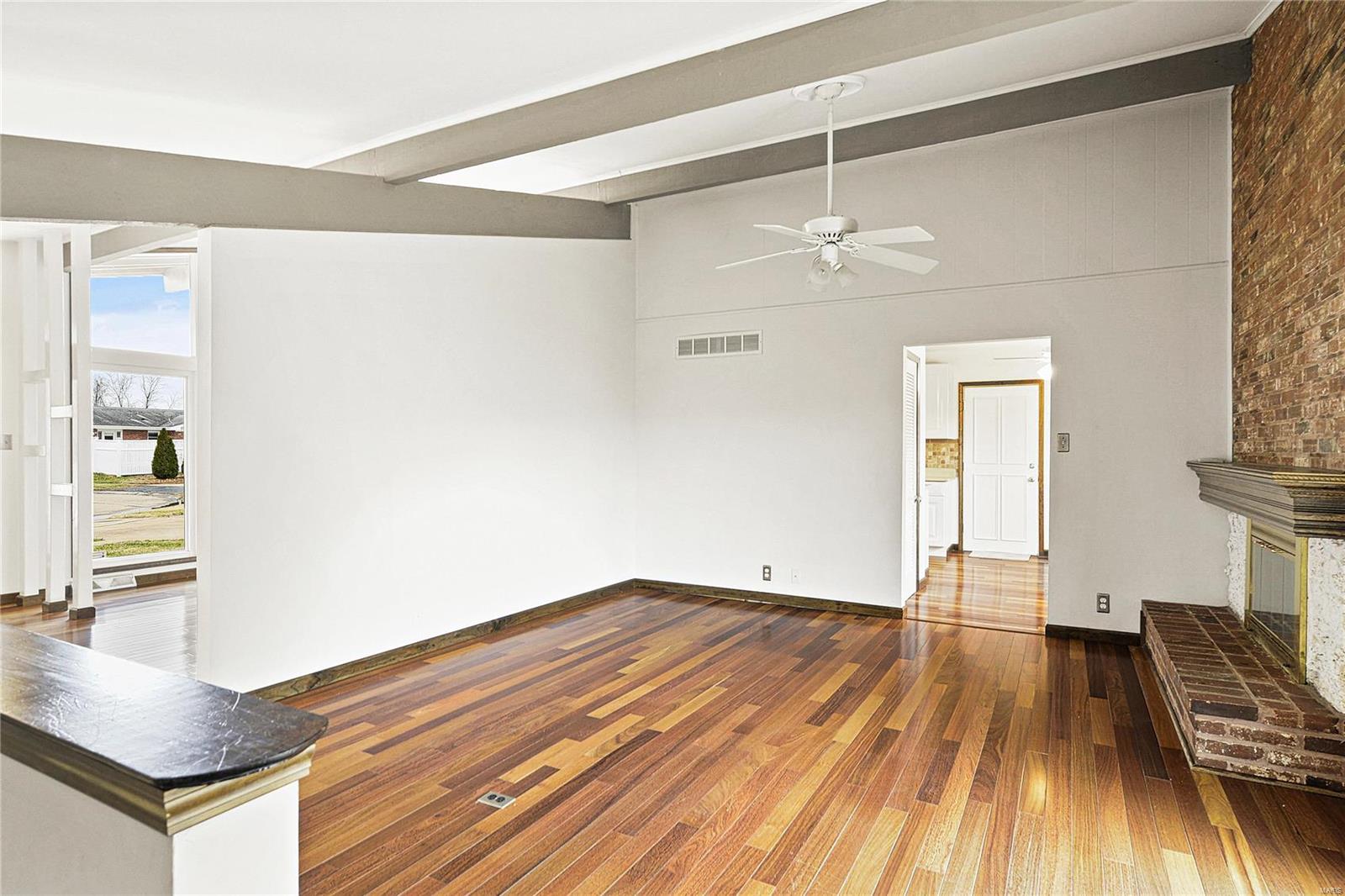 77 Boca Raton Court Chesterfield, MO 63017 - Photo 14 of 40 Gallery Image 14