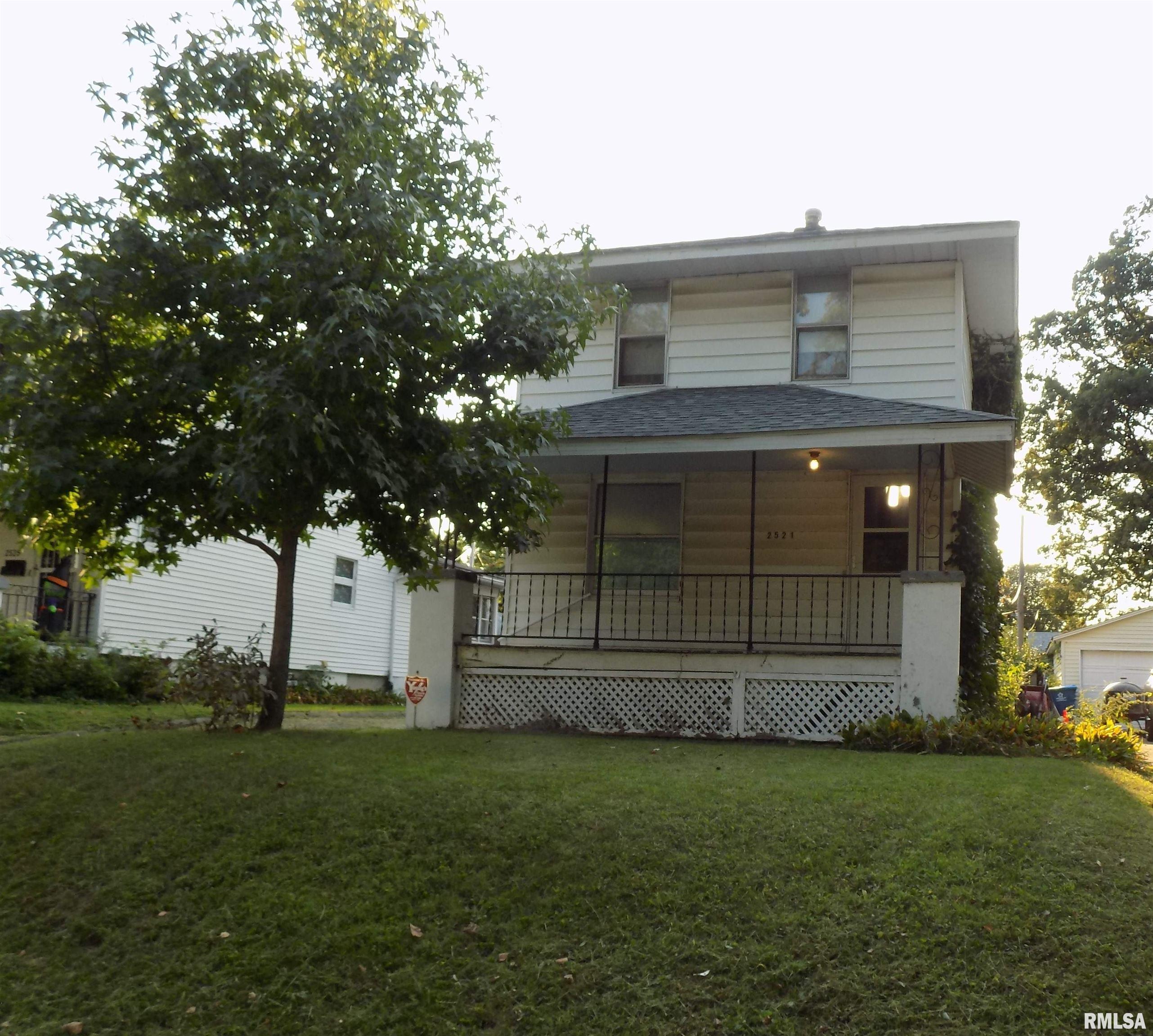 2521 South 9th Street Springfield, IL 62703 - Photo 1 of 4