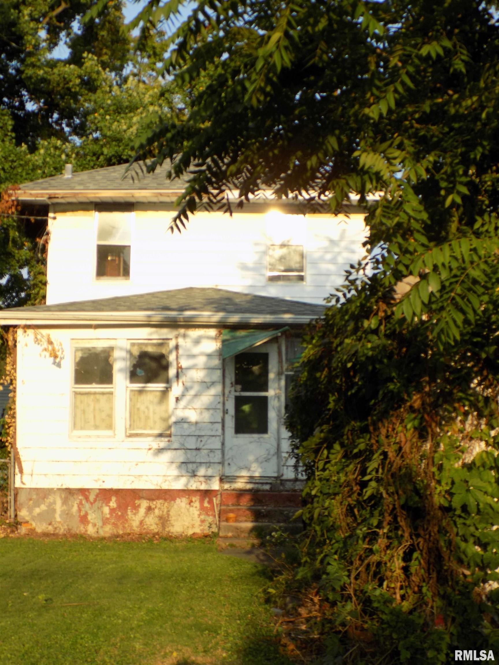 2521 South 9th Street Springfield, IL 62703 - Photo 2 of 4