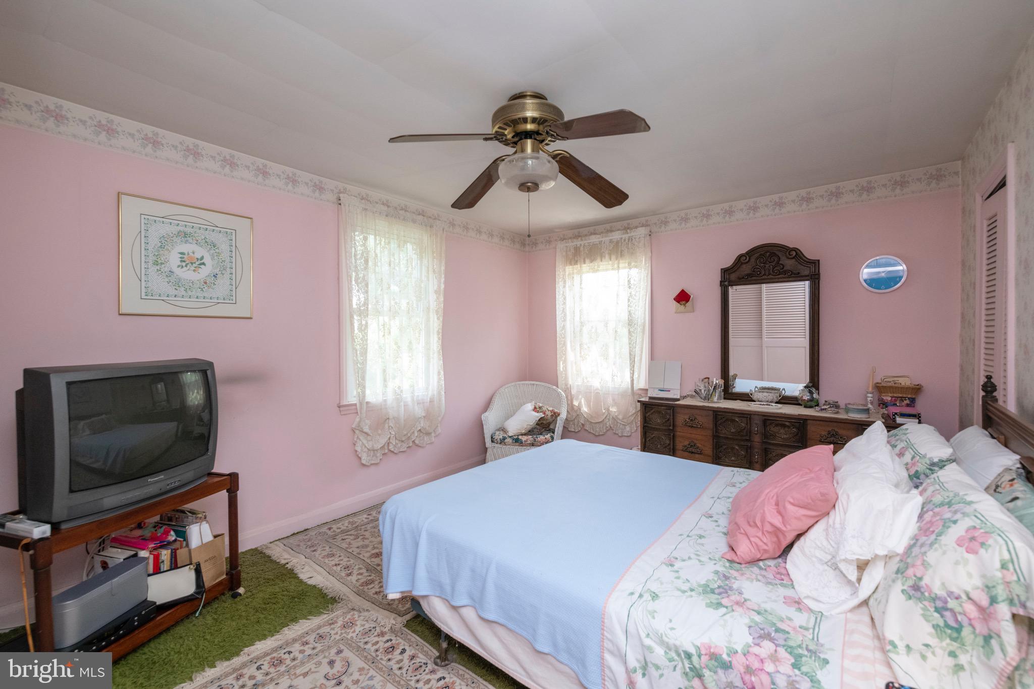 6683 Loch Hill Road Baltimore, MD 21239 - Photo 17 of 40