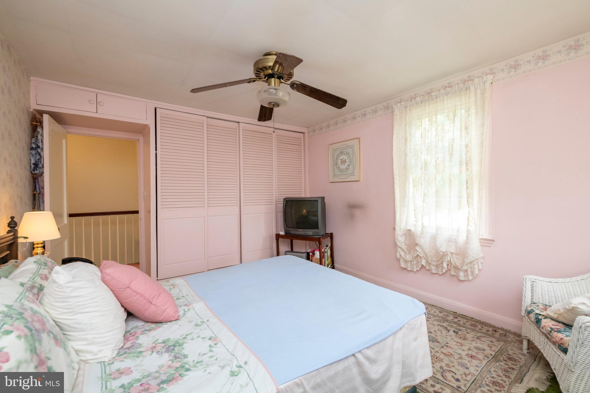 6683 Loch Hill Road Baltimore, MD 21239 - Photo 18 of 40
