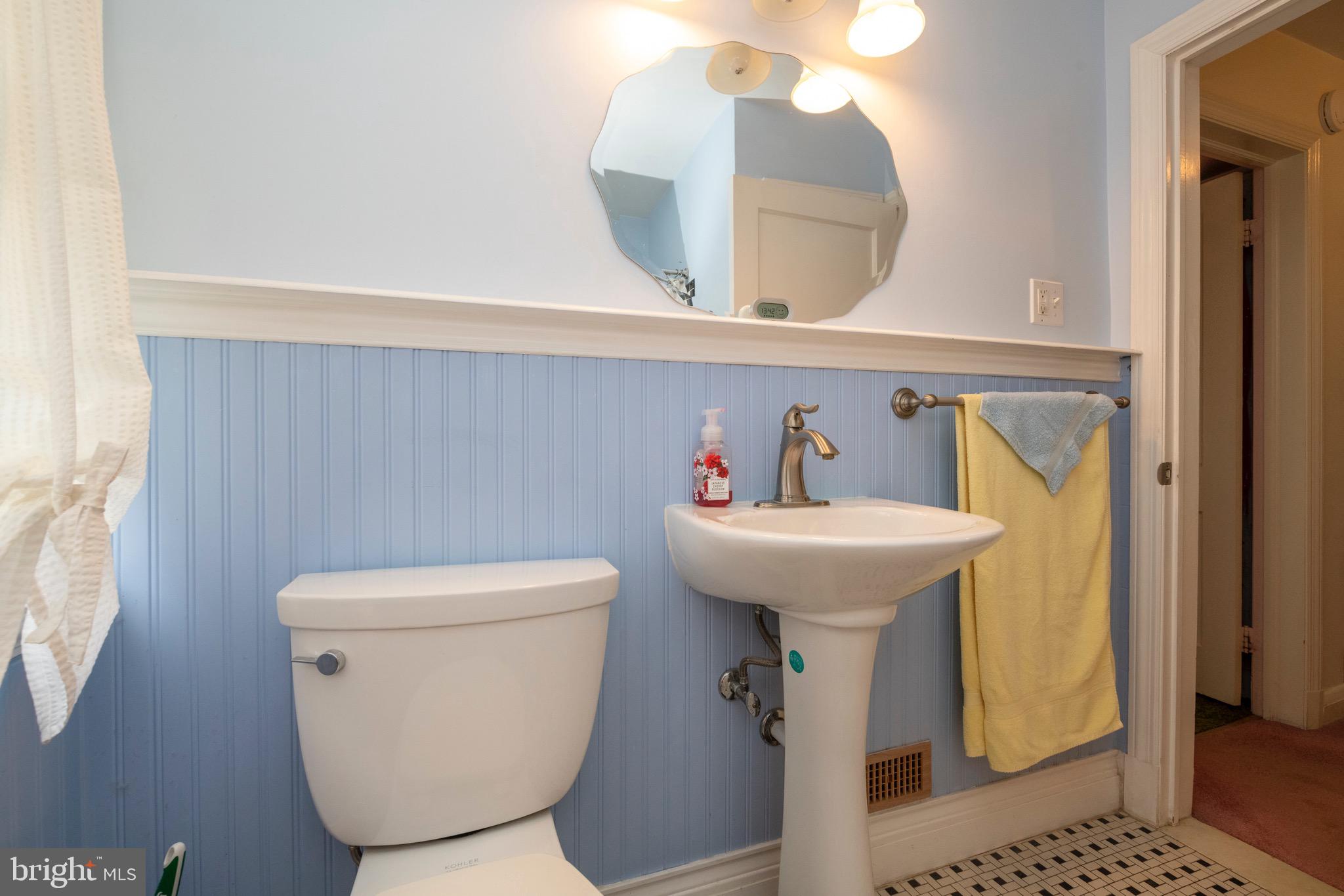 6683 Loch Hill Road Baltimore, MD 21239 - Photo 21 of 40