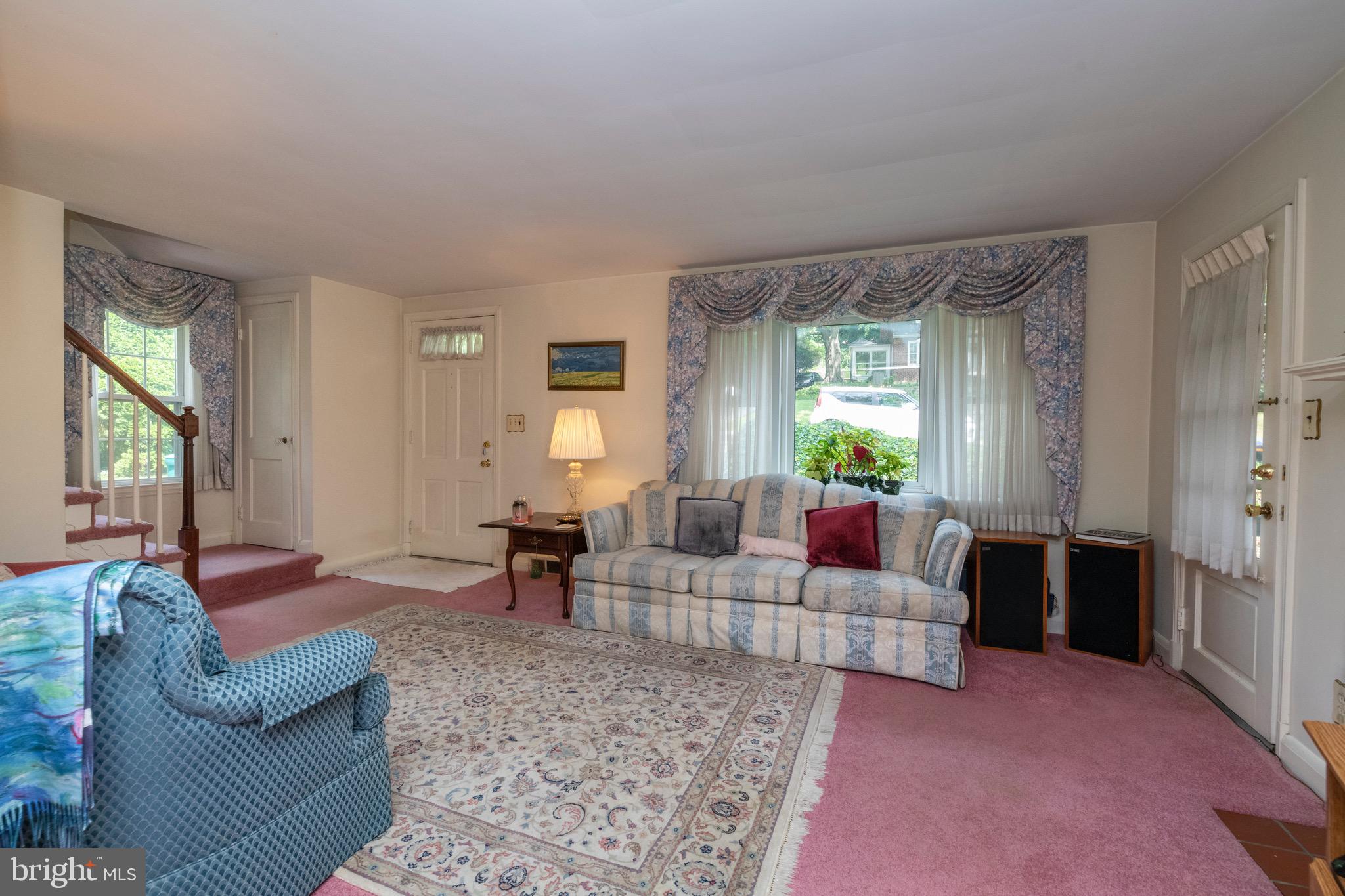 6683 Loch Hill Road Baltimore, MD 21239 - Photo 7 of 40