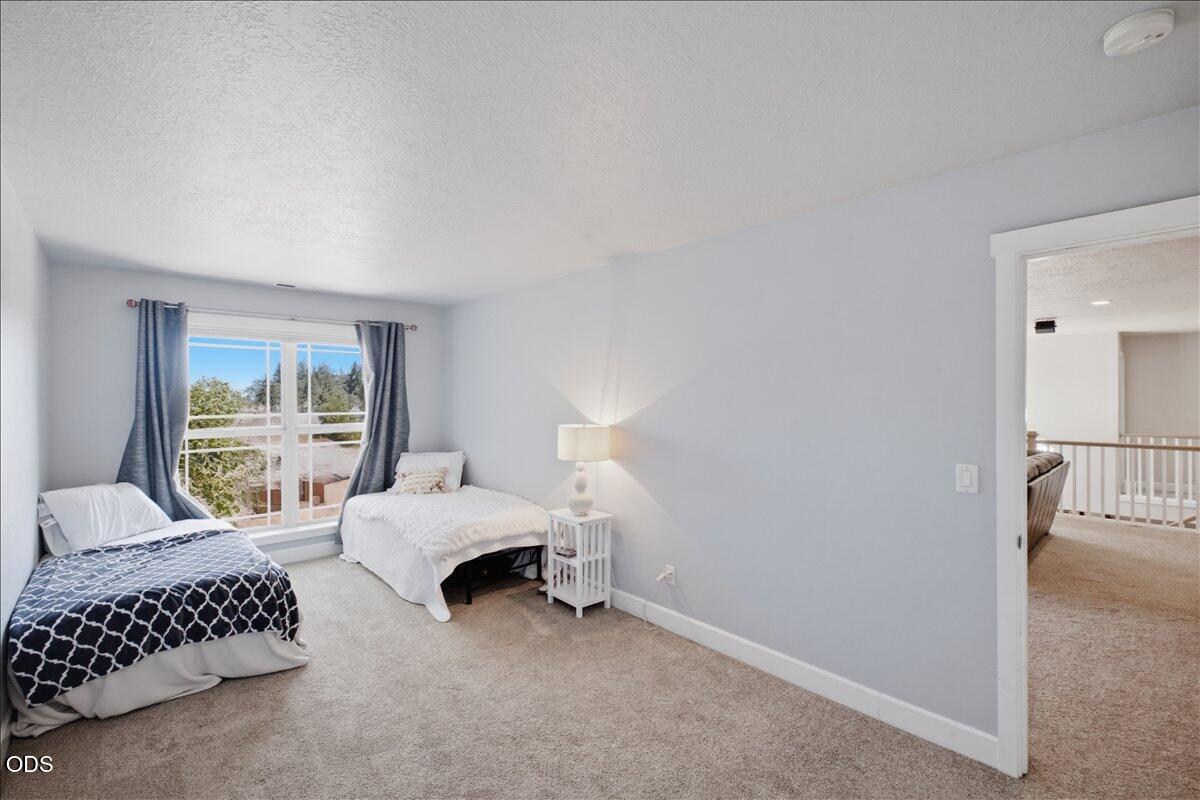 2448 Northwest Violet Avenue Albany, OR 97321 - Photo 26 of 46