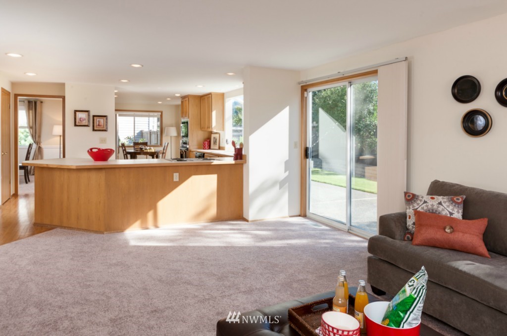 1808 Chelan Place Northeast Renton, WA 98059 - Photo 11 of 17 Gallery Image 11