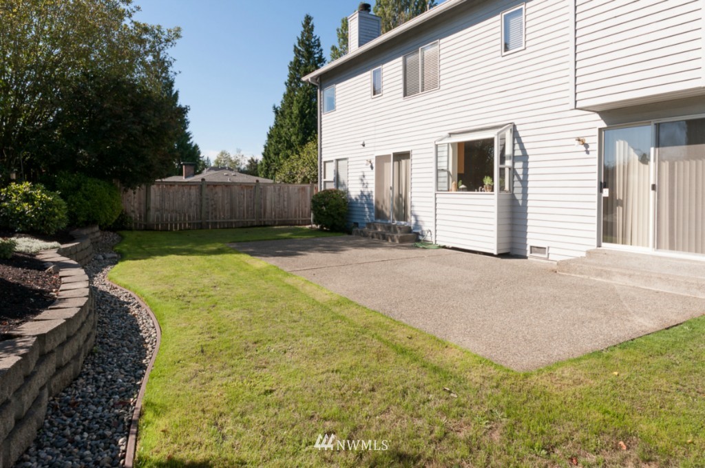 1808 Chelan Place Northeast Renton, WA 98059 - Photo 17 of 17 Gallery Image 17