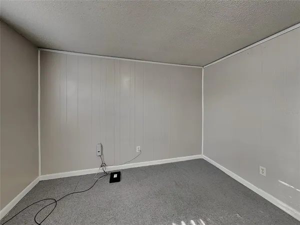 $1,199 | 9610 North 12th Street, Unit B, Tampa, FL 33612