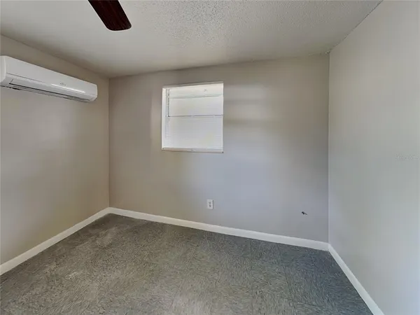 $1,199 | 9610 North 12th Street, Unit B, Tampa, FL 33612