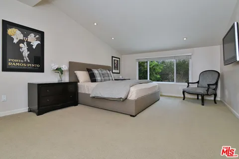 $1,549,000 | 6041 Ellenview Avenue, Woodland Hills, CA 91367