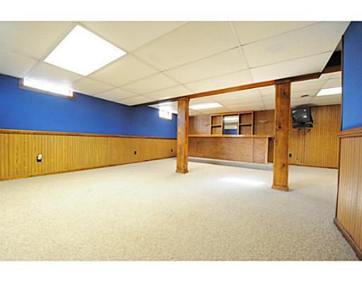 1376 Sussex Road Troy, OH 45373 - Photo 2 of 7