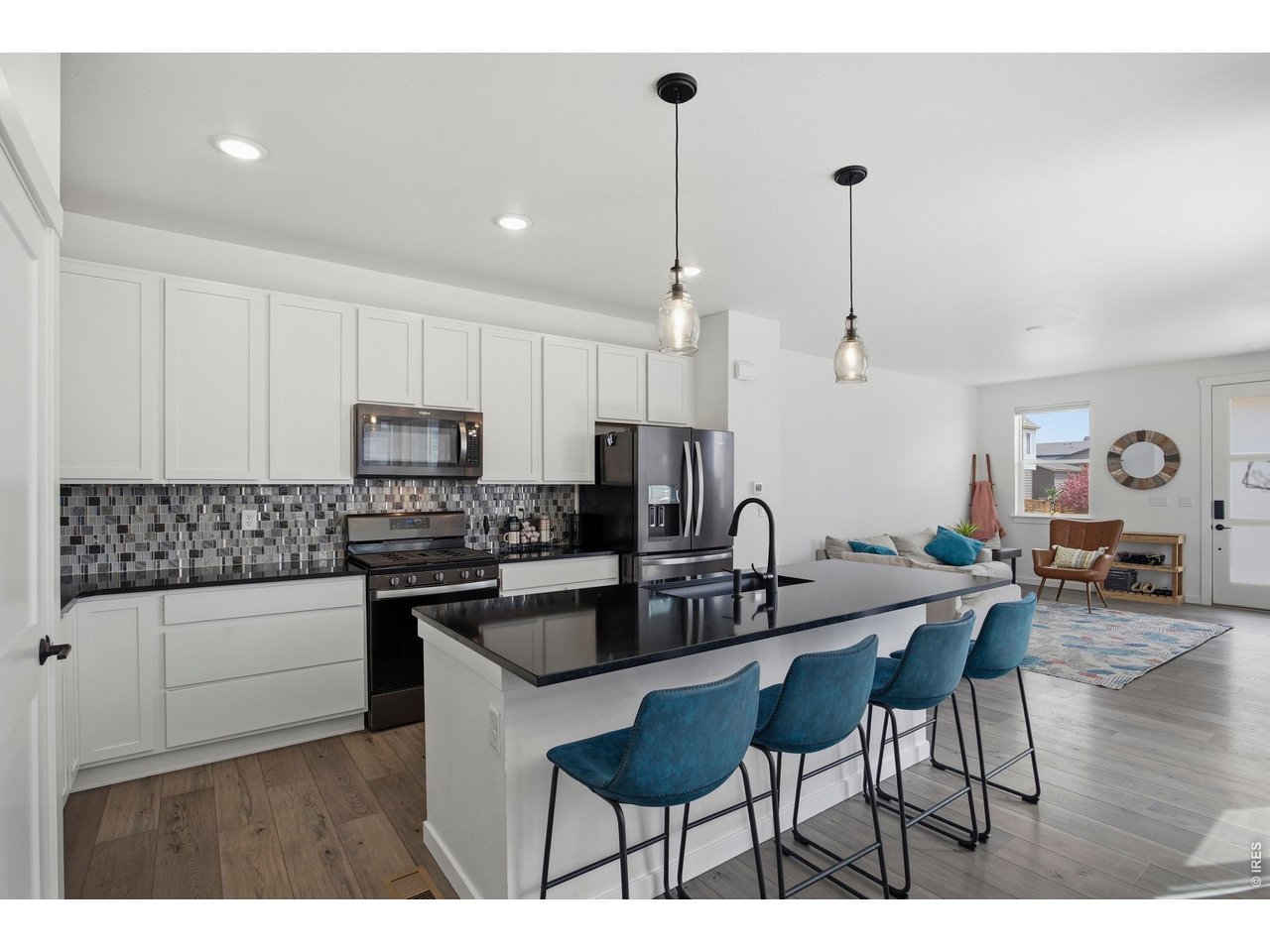 5864 Rendezvous Parkway Timnath, CO 80547 - Photo 11 of 42