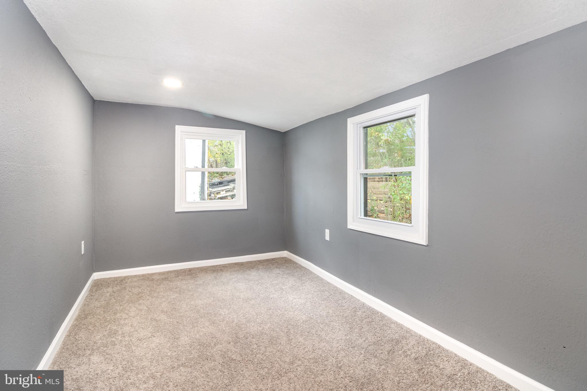 2132 Log Cabin Road York, PA 17408 - Photo 11 of 29 Gallery Image 11