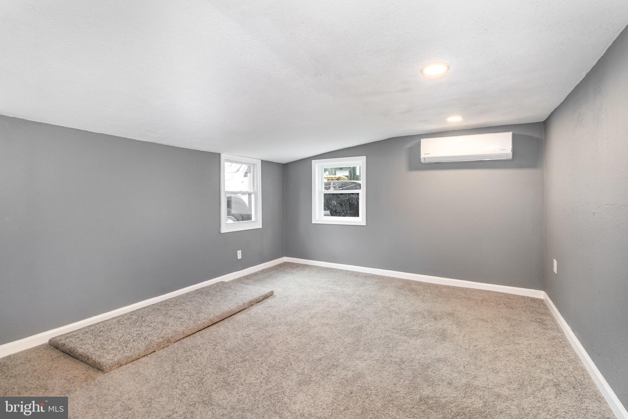 2132 Log Cabin Road York, PA 17408 - Photo 19 of 29 Gallery Image 19