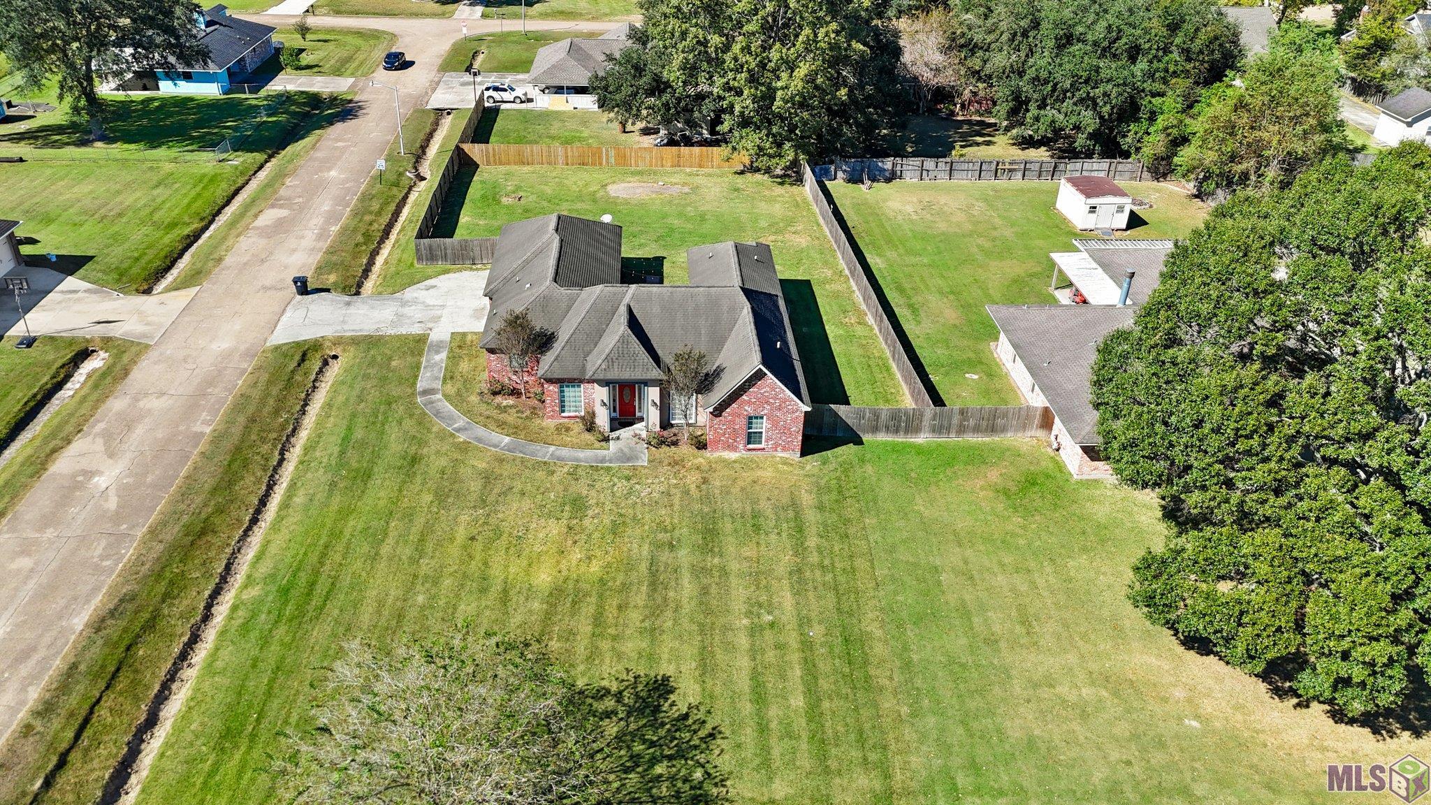 11125 Hooper Road Baton Rouge, LA 70818 - Photo 4 of 30
