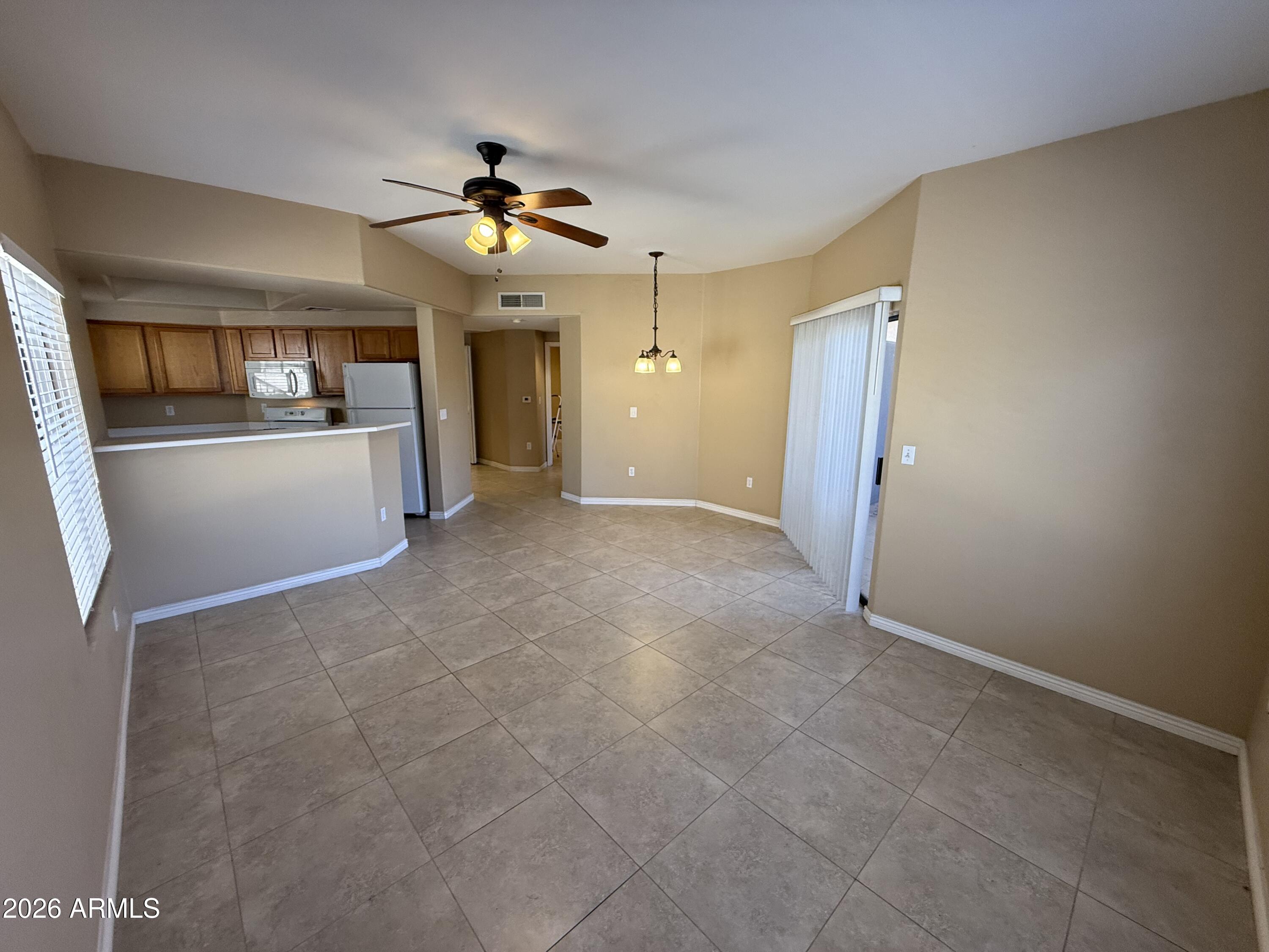 10030 West Indian School Road, Unit 164 Phoenix, AZ 85037 - Photo 6 of 35 IMG_4910