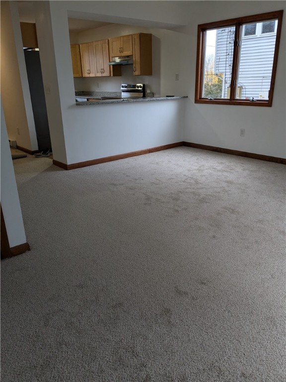 6 Beacon Street Westerly, RI 02891 - Photo 7 of 26 Apt A