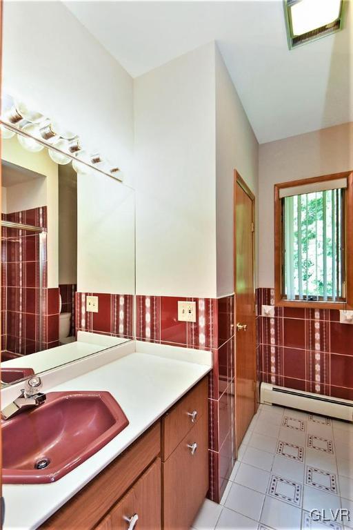 3724 Hickory Hill Road Bethlehem, PA 18015 - Photo 21 of 39 Gallery Image 21