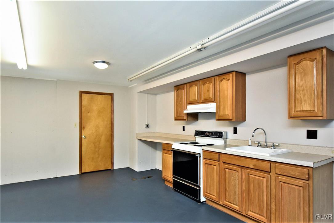 3724 Hickory Hill Road Bethlehem, PA 18015 - Photo 29 of 39 Gallery Image 29