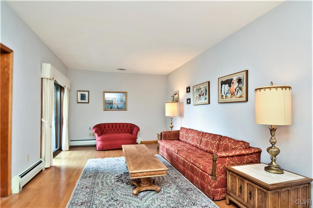 3724 Hickory Hill Road Bethlehem, PA 18015 - Photo 10 of 39 Gallery Image 10