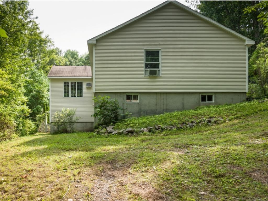 106 Cape Neddick Road York, ME 03909 - Photo 25 of 31 Gallery Image 25