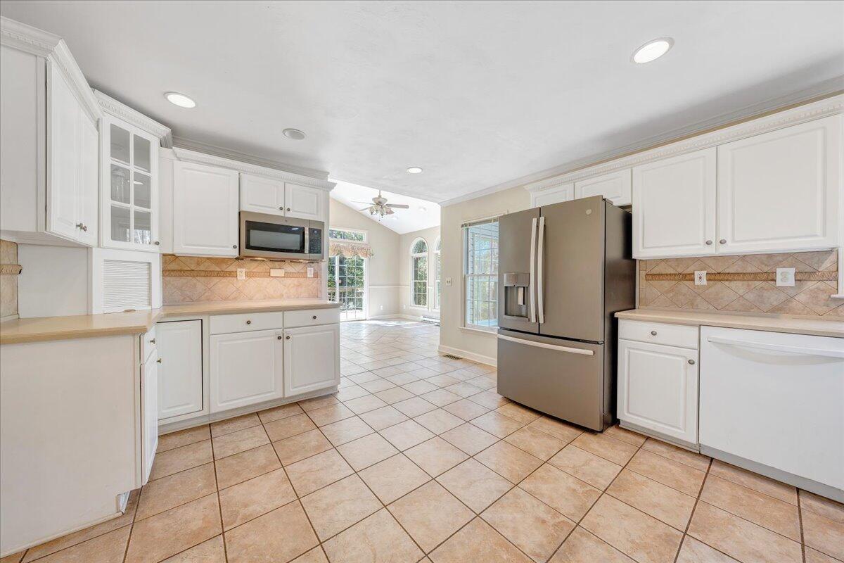 5539 Highfields Road Roanoke, VA 24018 - Photo 20 of 69 a kitchen with a refrigerator sink and cabinets