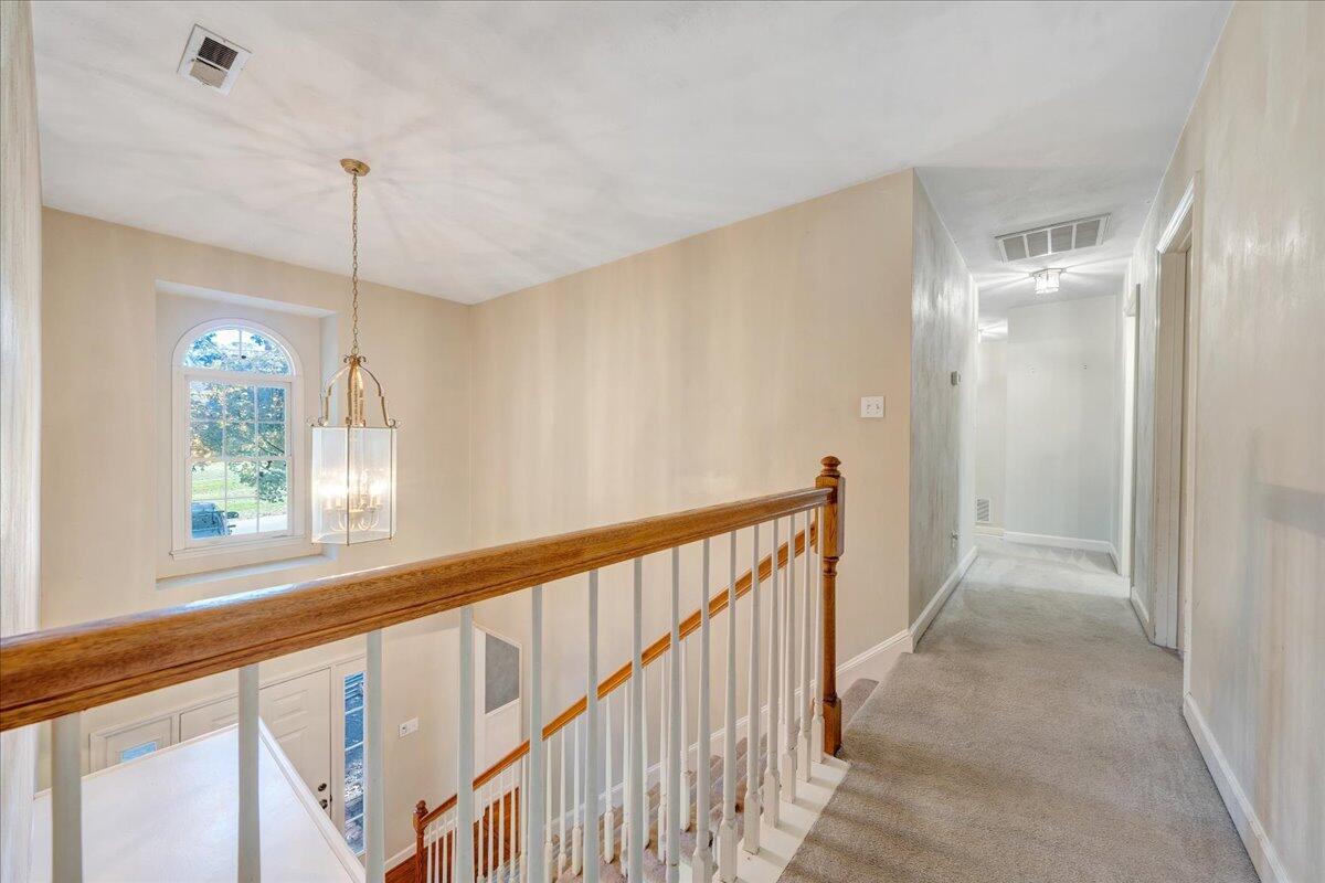 5539 Highfields Road Roanoke, VA 24018 - Photo 31 of 69 30-MIB03234