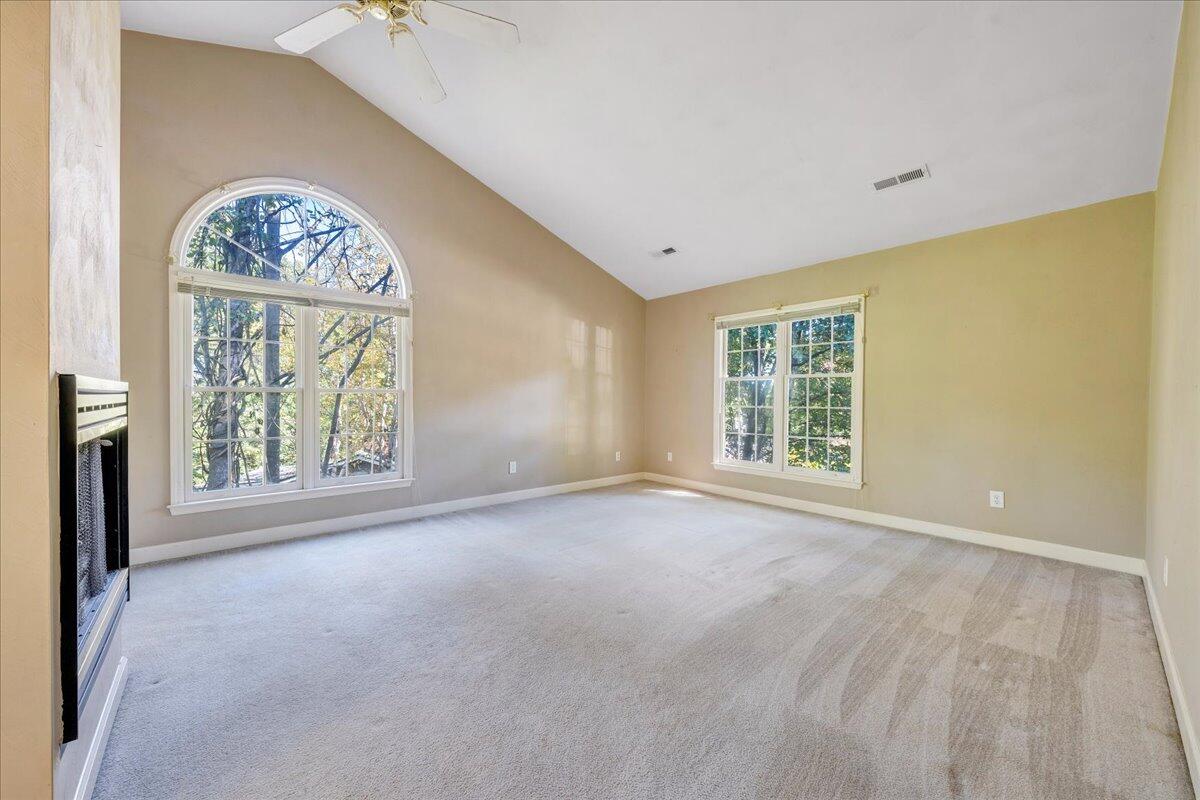 5539 Highfields Road Roanoke, VA 24018 - Photo 33 of 69 an empty room with a window