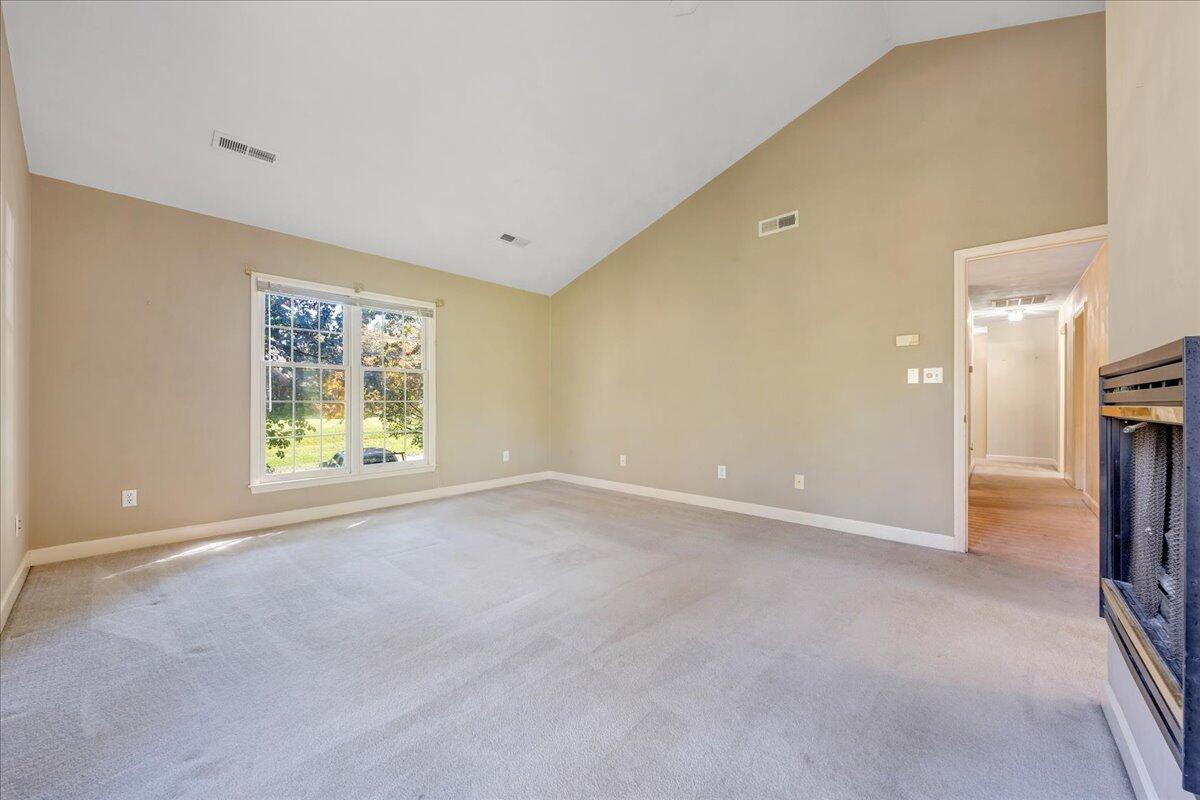 5539 Highfields Road Roanoke, VA 24018 - Photo 35 of 69 an empty room with windows