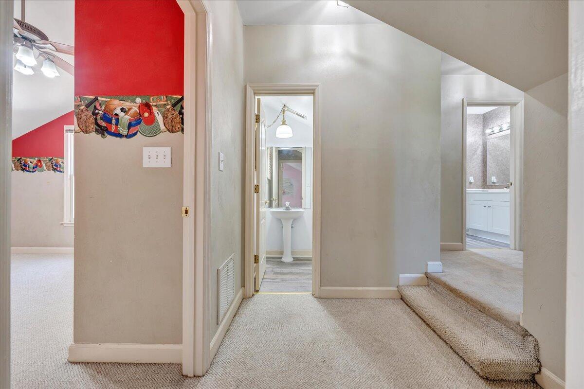 5539 Highfields Road Roanoke, VA 24018 - Photo 49 of 73 47-MIB03288