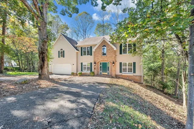 $585,000 | 5539 Highfields Road, Roanoke, VA 24018