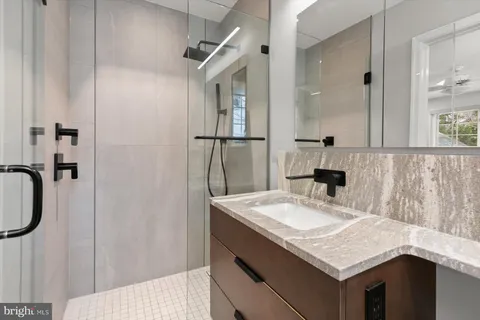 $1,320,000 | 5628 Massachusetts Avenue, Bethesda, MD 20816