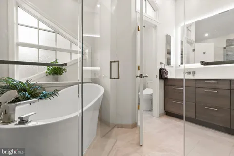 $1,320,000 | 5628 Massachusetts Avenue, Bethesda, MD 20816