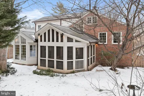 $1,320,000 | 5628 Massachusetts Avenue, Bethesda, MD 20816