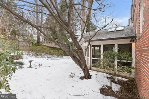 $1,320,000 | 5628 Massachusetts Avenue, Bethesda, MD 20816