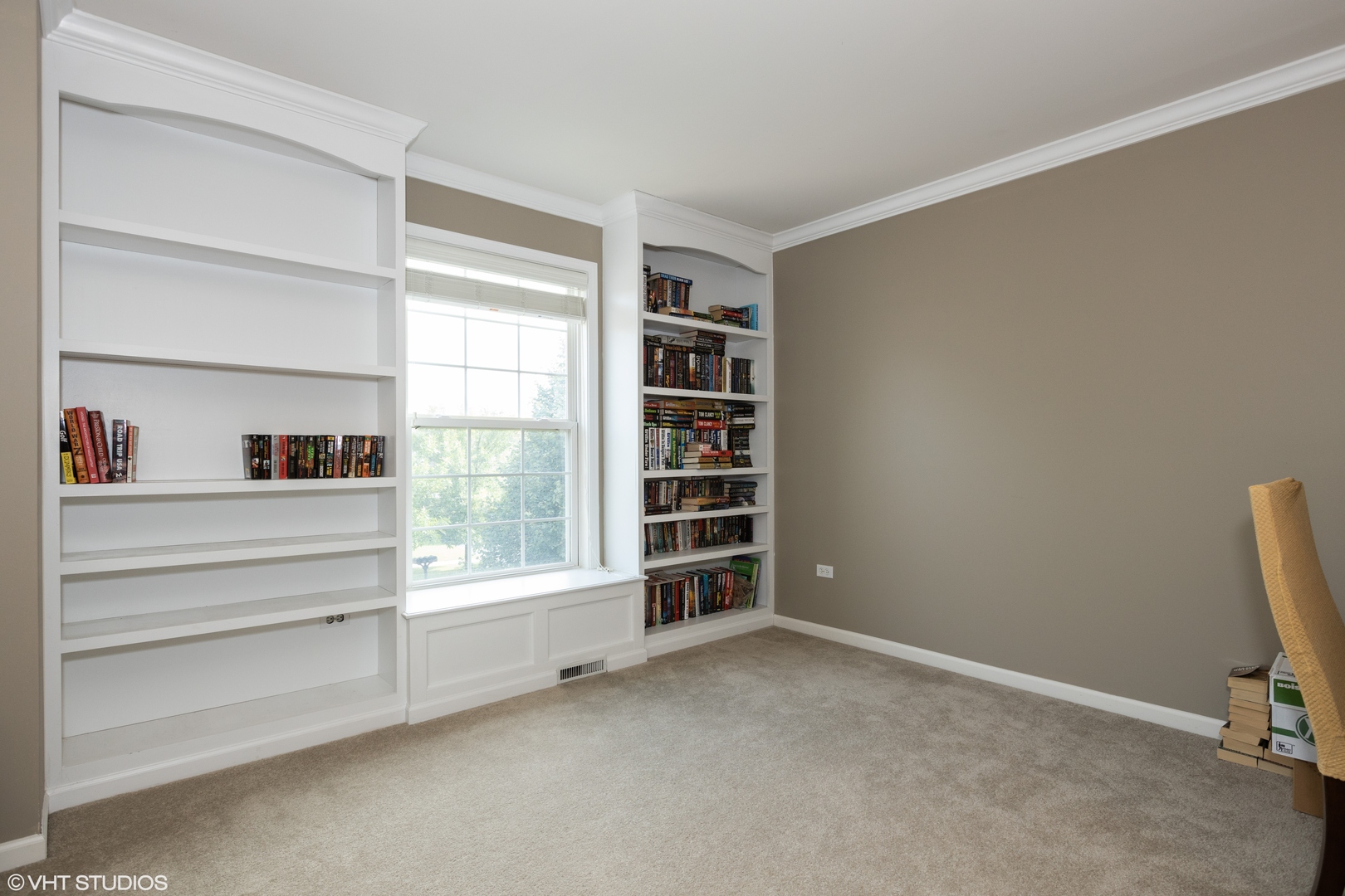 1608 Boulder Ridge Drive Bolingbrook, IL 60490 - Photo 17 of 34 Gallery Image 17