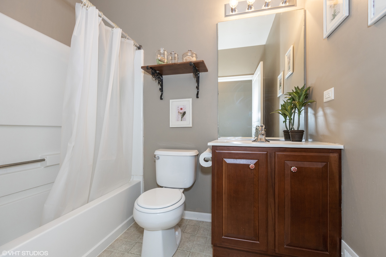 1608 Boulder Ridge Drive Bolingbrook, IL 60490 - Photo 22 of 34 Gallery Image 22