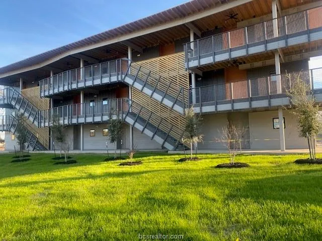 a view of a house with a swimming pool