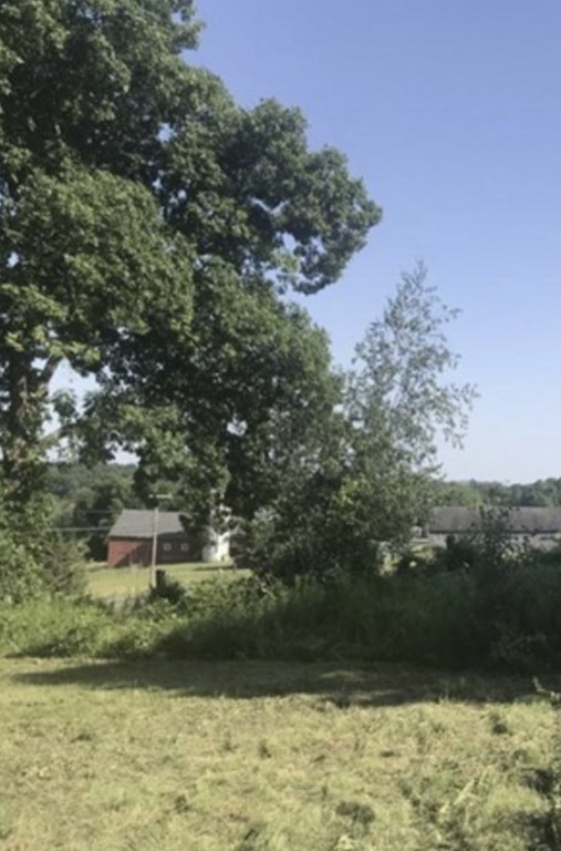 29 Hillside Road Southwick, MA 01077 - Photo 3 of 7 Gallery Image 3