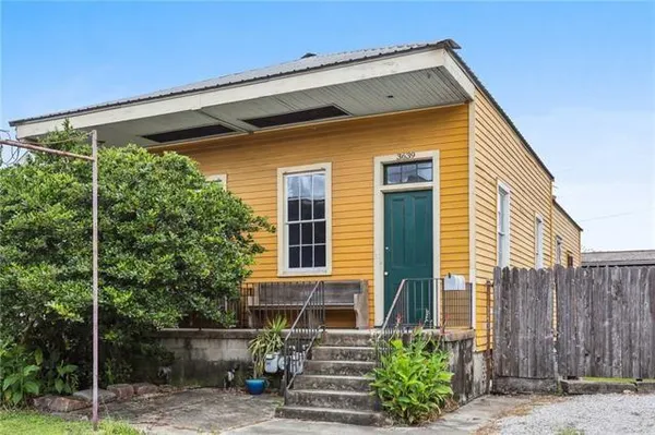 $1,400 | 3639 Tchoupitoulas Street, New Orleans, LA 70115