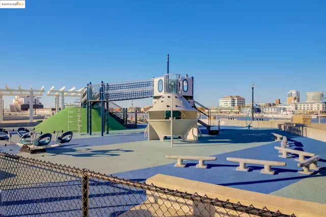 $945,000 | 528 Martin Mariner Avenue, Alameda, CA 94501