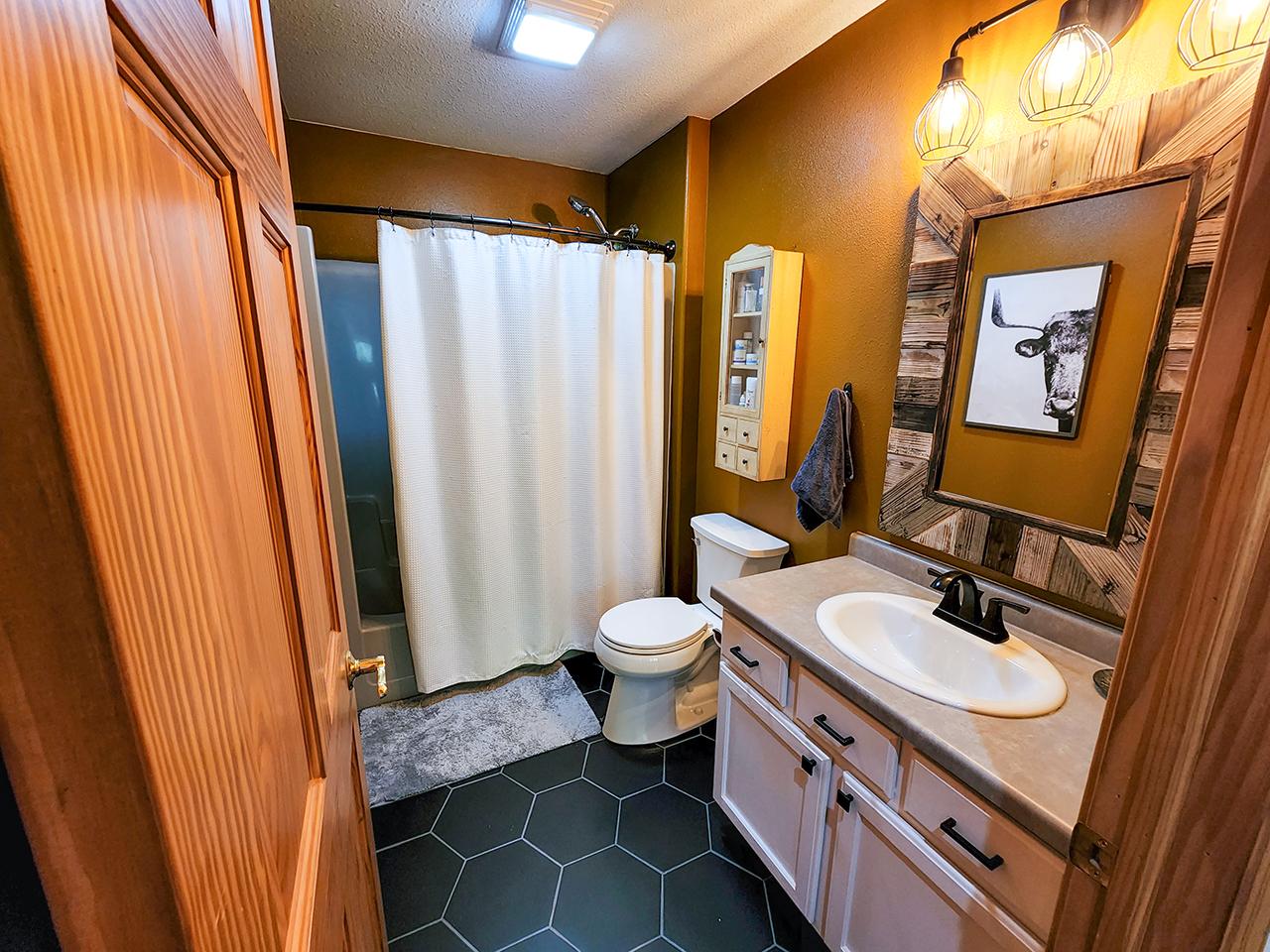 N10086 Sunny Point Road Tomahawk, WI 54487 - Photo 6 of 49 Gallery Image 6